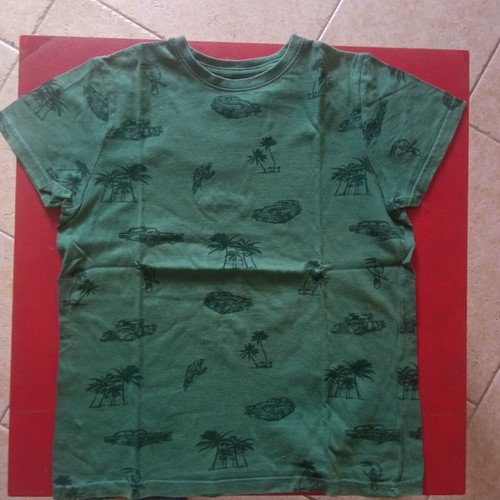 Primark T-shirt for 10 years old like new