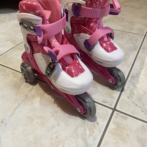 Smj Sport Roller skates used, kids size 26-29 with pads