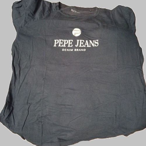Pepe Jeans T-shirt L oversized used with repaired hole