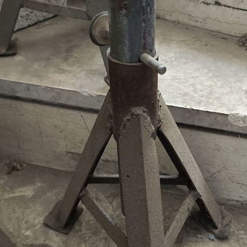 Vintage heavy-duty lifting tripods, set of 6, solid metal, 1960-1970