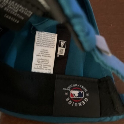 New Era women's hat like new, turquoise