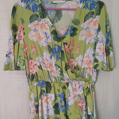 Women's Printed Blouse in Light Green Color