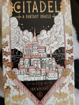 The Citadel A Fantasy Oracle Deck new