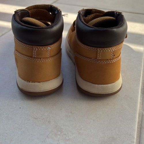 Timberland kids shoes No30 used, yellow boots