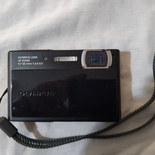 Olympus μ 1040 Slim like new, full box set with leather case
