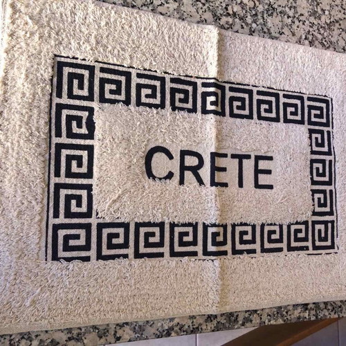 Bath mat 40x60 Crete like new, soft