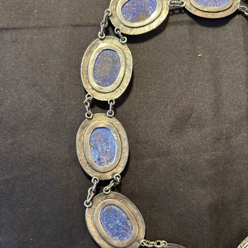 Vintage 960 silver necklace like new with blue stones
