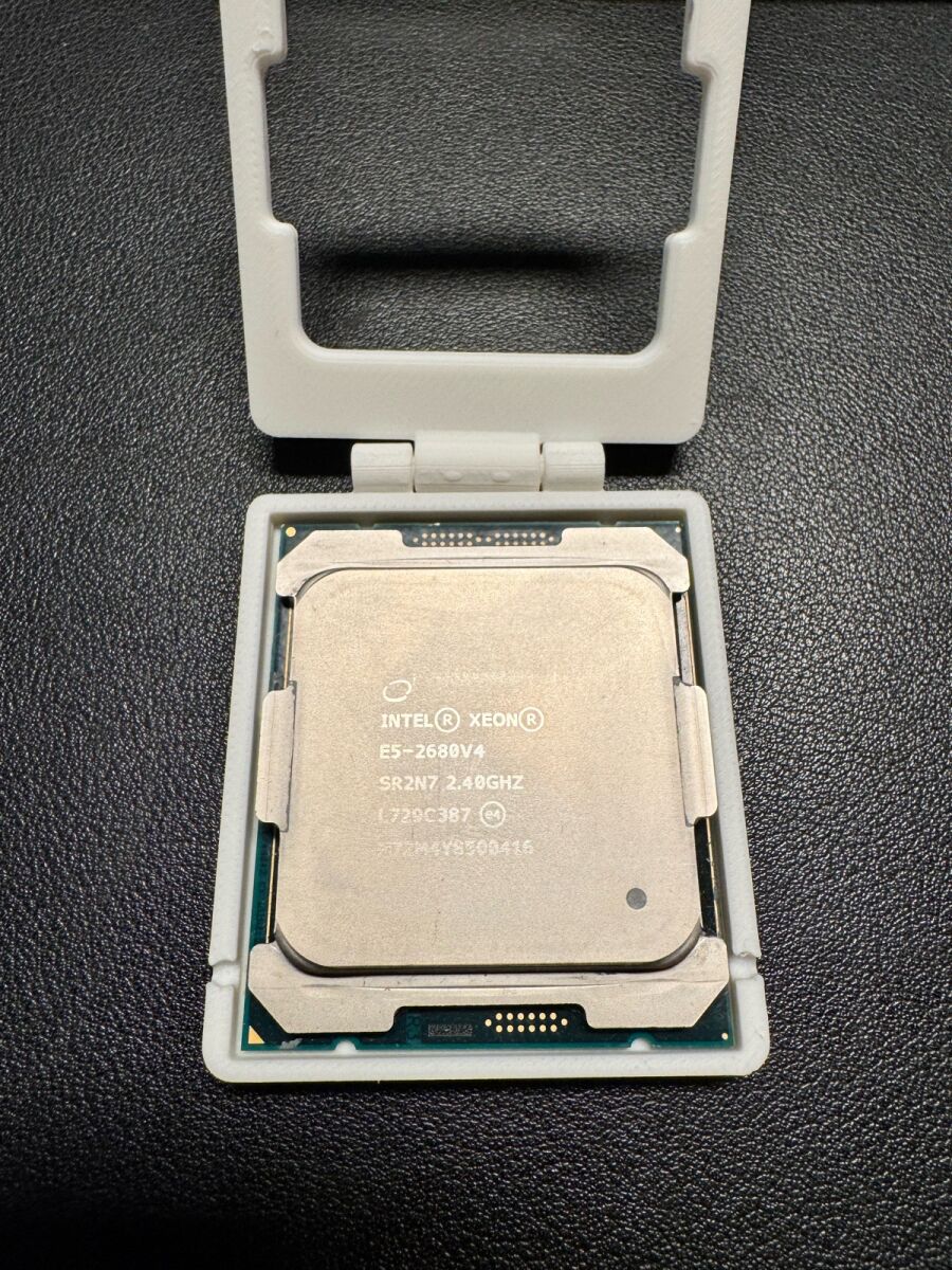 Intel Xeon E5-2680 v4 like new processor… - € 65,00 - Vendora.cy