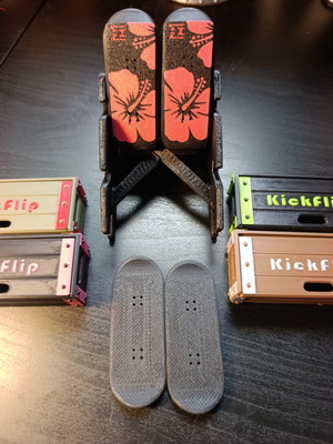 Kickflip Magnet Fingerboard and Crate Toy Set new