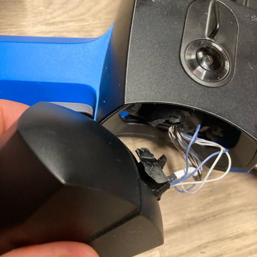 Skydio 2 used drone with 3 batteries and broken gimbal