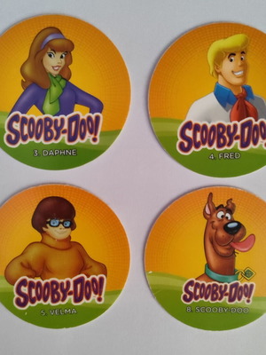 Chipicao Scooby-Doo plastic caps set of 4, like new