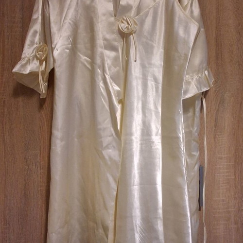 Satin sleepwear set new, nightdress and robe, champagne yellow, small