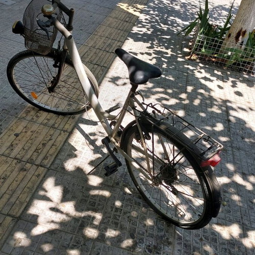 Bicycle used, women's with gears, needs maintenance