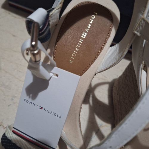 Tommy Hilfiger Corporate Wedge platform sandals new, size 38, white beige