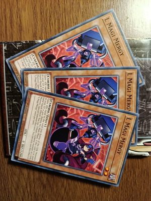 L Magi Mercy cards like new, set of 3