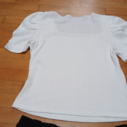 Zara set with black shorts and white puff sleeves blouse, like new, size large