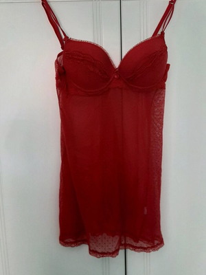 Lingerie top Oysho pink, size 90B, like new