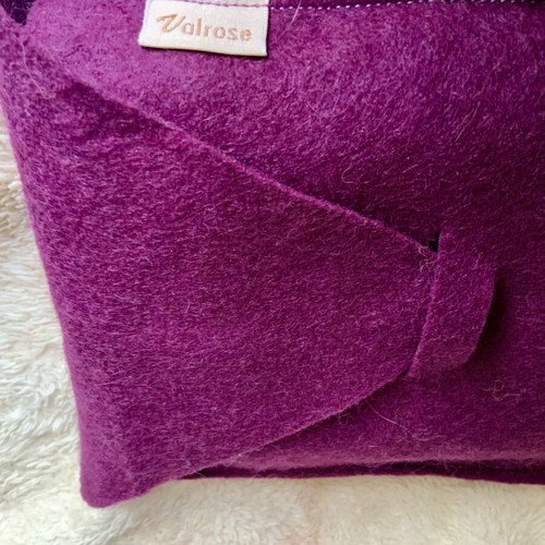Heart photo frame with felt case new