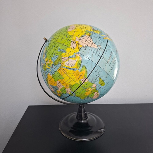 Retro Greek globe vintage 1970s used with Greek labeling