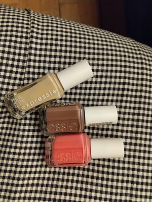 Essie nail polish set new, 3 pieces