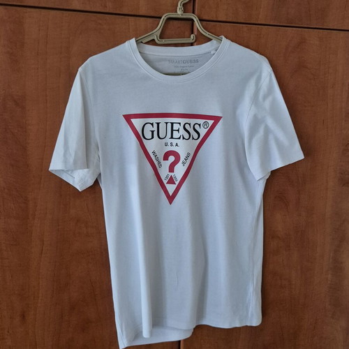 T shirt Guess M white like new