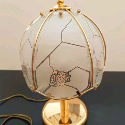Vintage table lamp with metal frame and glass like new