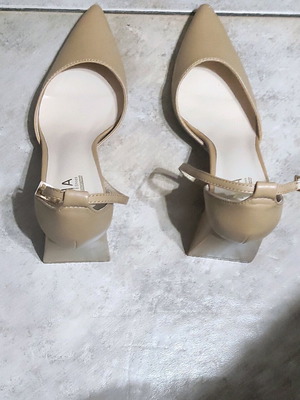 Mia beige shoes with strap and thick heel like new, size 38