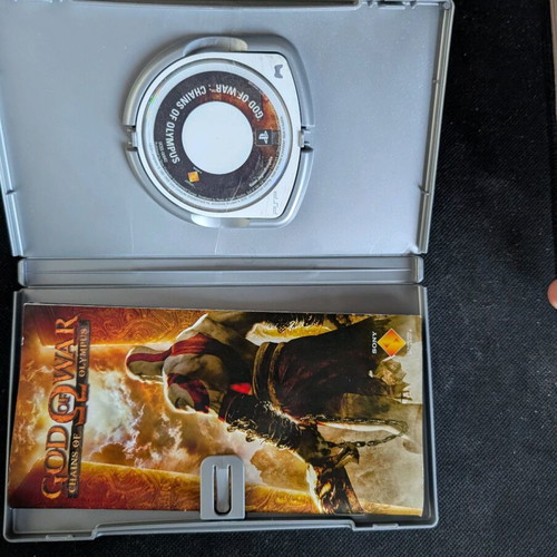 God of War Chains of Olympus PSP like new, full pack