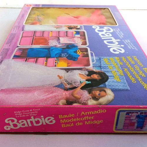 Barbie Fashion Trunk 1991 Mattel new, intact contents