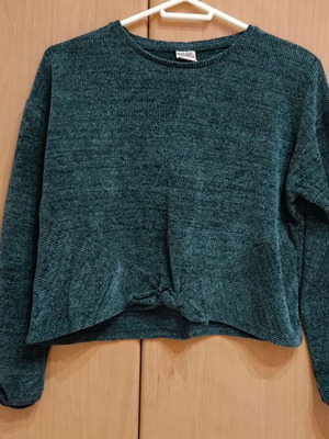 Zara girls' green chenille sweater like new for ages 13-14