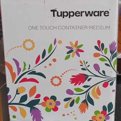 Tupperware One Touch Canisters 590 ml and 960 ml in Gift Set
