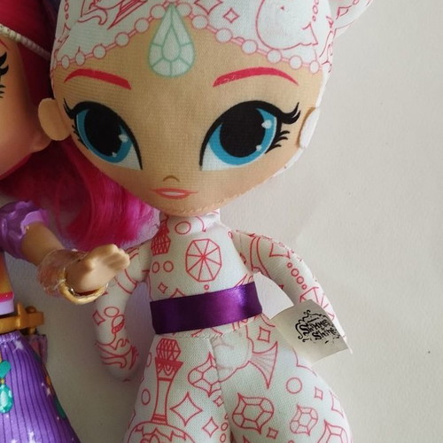 Shimmer and Shine 3 dolls used, pack