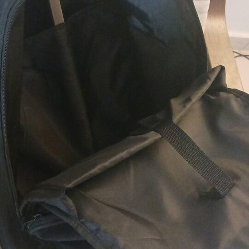 Suitcase with wheels and adjustable handle like new, internal and external pockets
