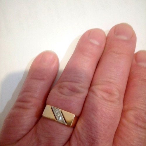 Men's ring 14K Russian gold with natural diamonds like new