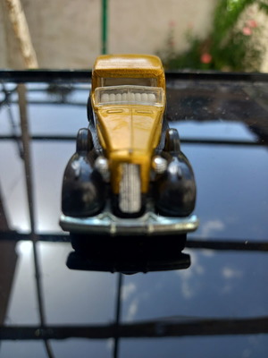 Hot Wheels vintage classic roadster car used