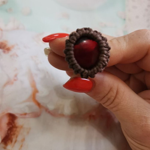 VINO ring with artificial macrame and glass stone, handmade