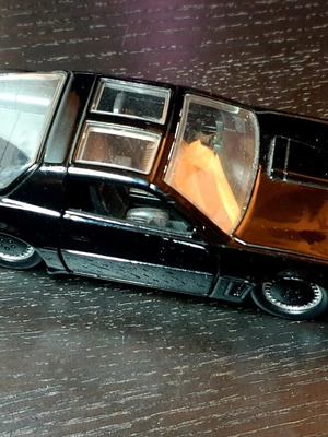 Knight Rider Kitt 1982 Pontiac Firebird 1/32 model car by Jada Toys