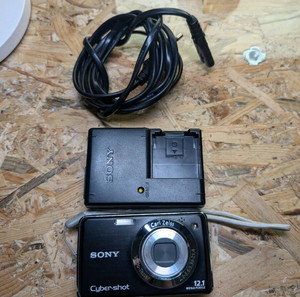 Sony cybershot DSC W215  12.1MP retro ψηφιακη φωτογραφικη μηχανη
