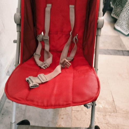 Chicco lightweight stroller used with adjustable backrest and double wheels