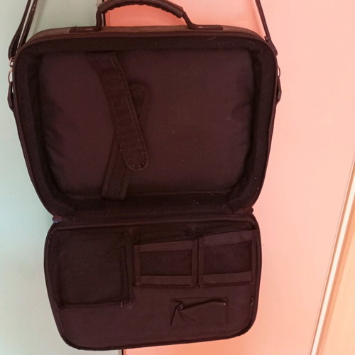 Laptop bag like new, large with padding
