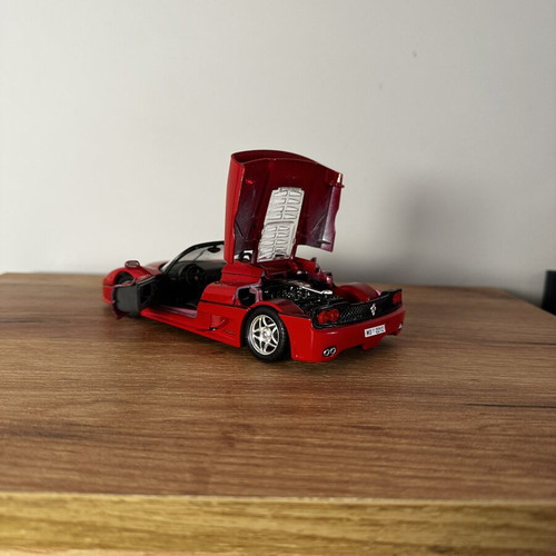 Ferrari F50 model car made in Italy by Burago like new