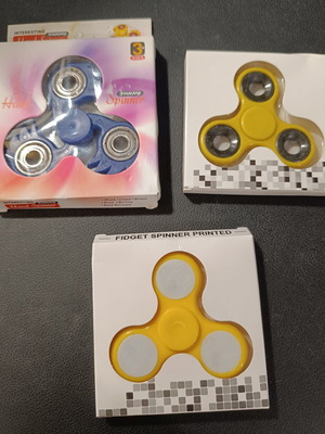Fidget spinners used, pack of 3 with lights and wing design