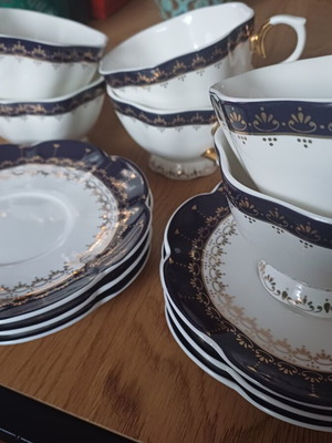 Tea set, 12 pieces, blue and white with gold detail