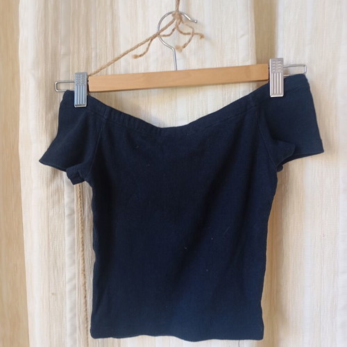 Zara Off-Shoulder Ribbed Texture Top like new, black, size S