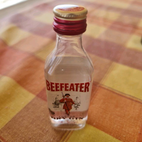 Beefeater Gin 50 ml collectible miniature used