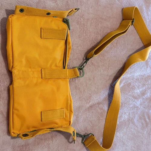 Attrattivo crossbody bag like new, orange and gray