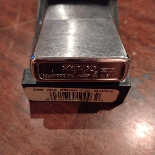 Zippo lighter set 2 pieces Brush Finish Chrome 1998 & 1941 Vintage Replica Chrome