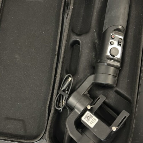 Hohem iSteady Pro 4 3-Axis Gimbal like new with hard case and cables