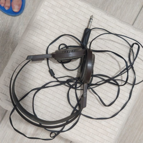 JVC H-505 vintage stereo headphones from the 1980s