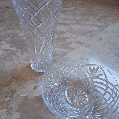 Crystal vase and decorative bowl Melodia by RCR Cristalleria Italiana, like new